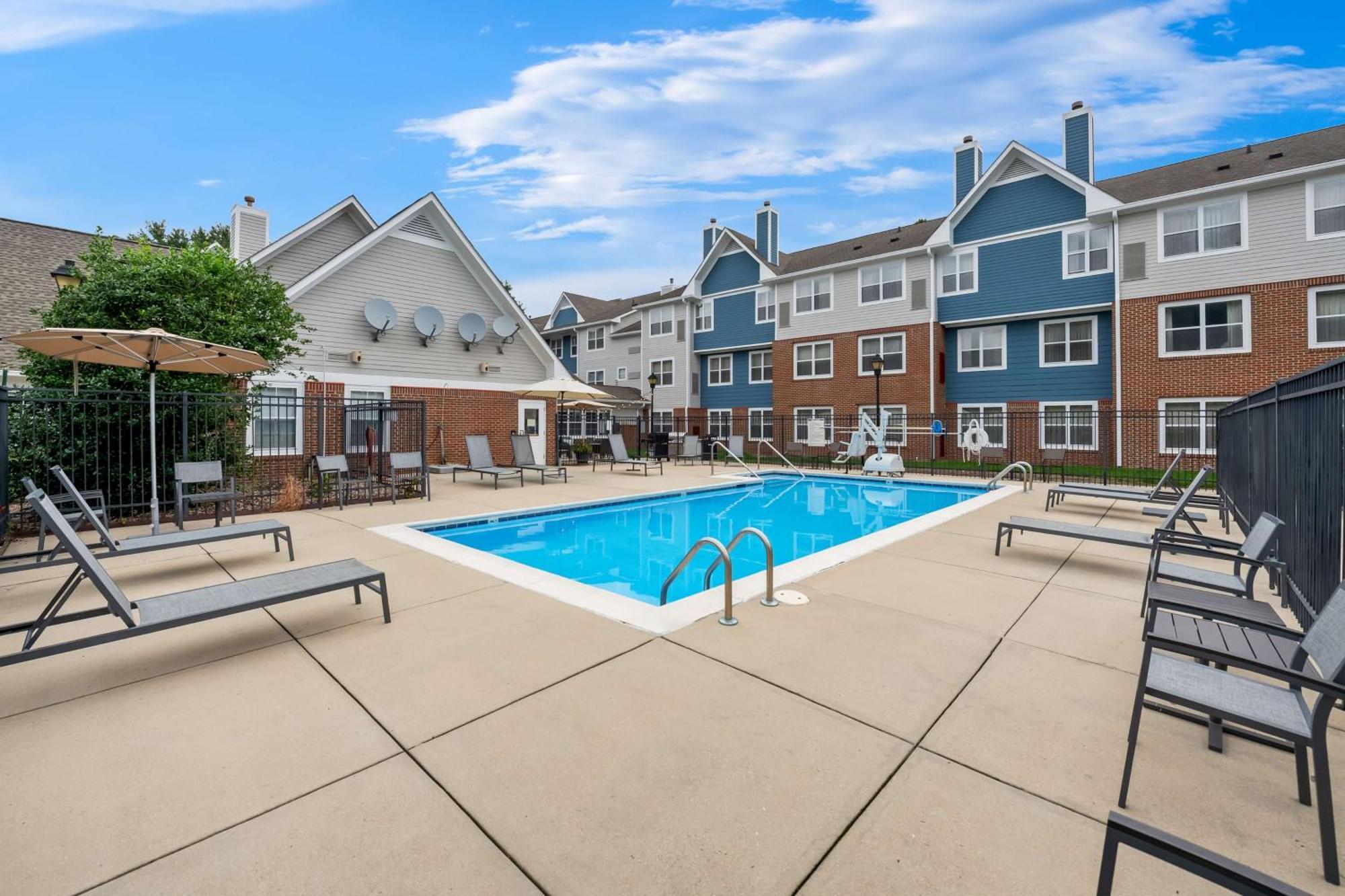 Sonesta Es Suites Raleigh Cary Exterior foto
